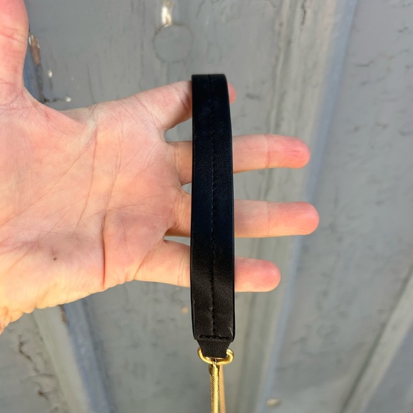 India Hicks Cell Phone Crossbody, 7”x4”x 3/4” - Picture 12 of 12